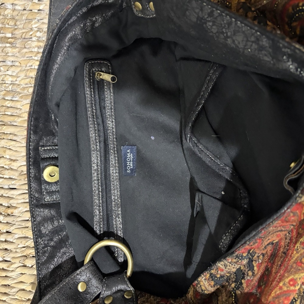 Sonoma hobo featuring a paisley pattern With Sparkle Thread Red Black Gold Boho - Picture 4 of 9